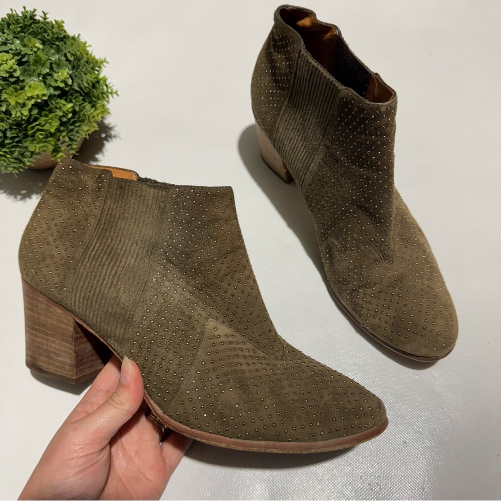 Aerin Olive Green Suede Leather Studded Heeled Ankle Boots Size 10‎ Fall Classic